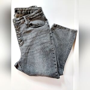 Grey High Waisted Cuffed/Crop Button Fly Capri Denim size 20W Judy Blue‎ # 78110